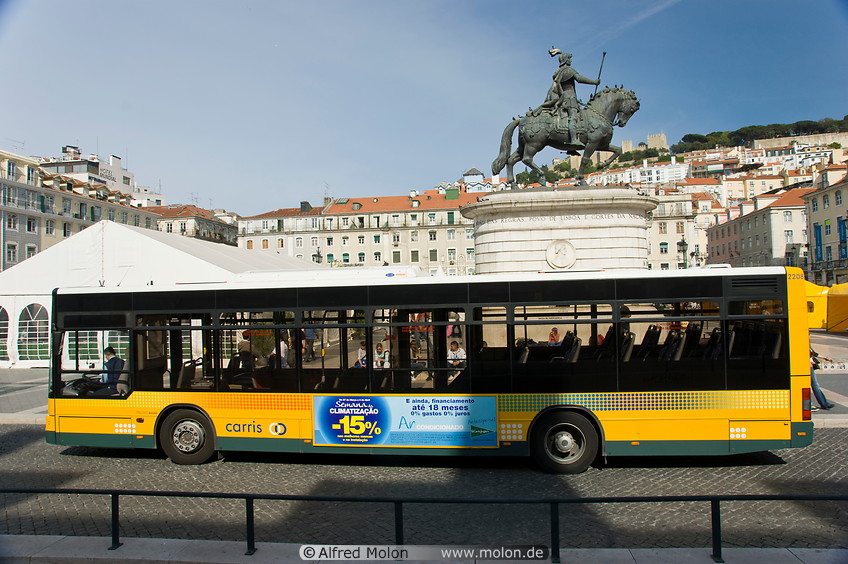 19 Yellow bus