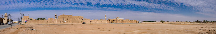 01 Al Qasab village