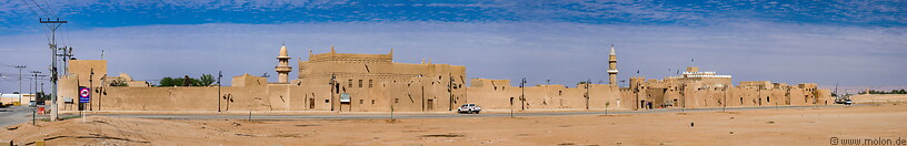 08 Al Qasab village