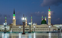 21 Al-Masjid an-Nabawi mosque