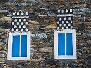 19 Windows with chessboard pattern