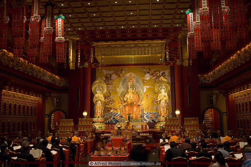 04 Buddha Tooth Relic temple hall