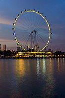09 Giant panoramic wheel at dusk