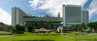 18 Marina square shopping mall