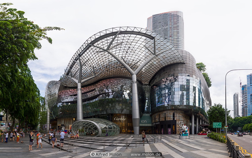 08 ION Orchard department store
