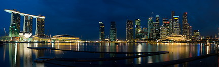 13 Marina bay at night