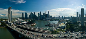 08 Marina bay and Singapore skyline