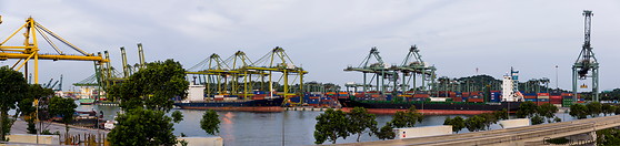 11 Singapore harbour