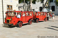 07 Red tourist cars