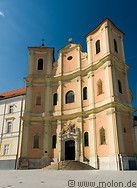 16 Church of the Holy Trinity