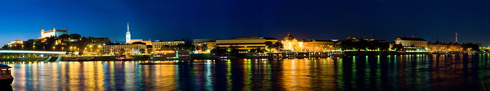 13 Skyline with Danube river at night