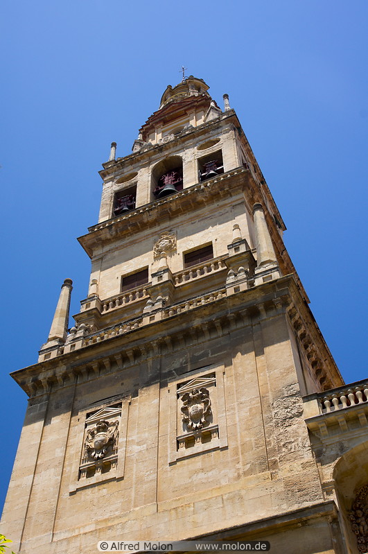 09 Torre del Alminar tower