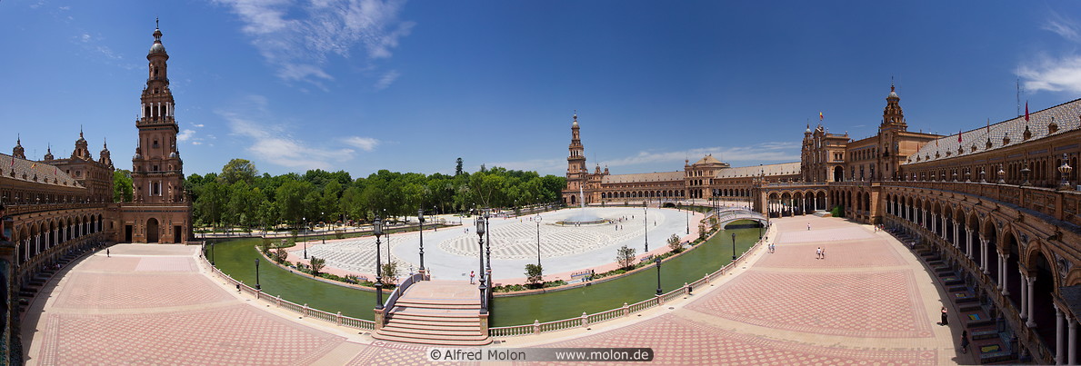 17 Plaza Espana panoramic view
