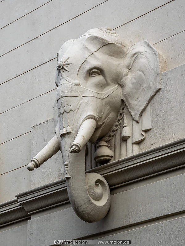 17 Elephant head statue