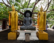09 Buddha statues