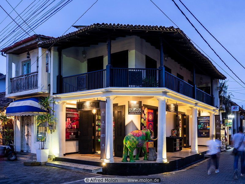 11 Ceylon spa boutique