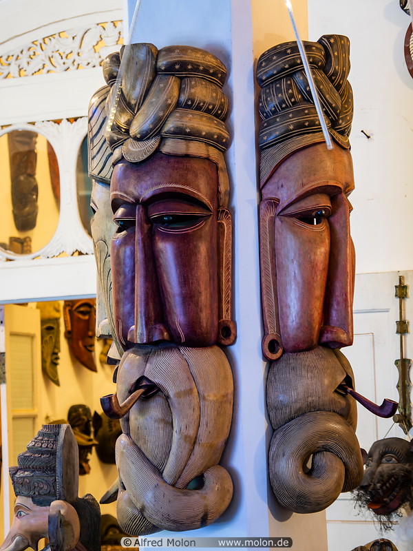 14 Wooden sculpture faces