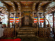 26 Inside the temple of the sacred tooth