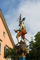 22 Stussihofstatt fountain statue