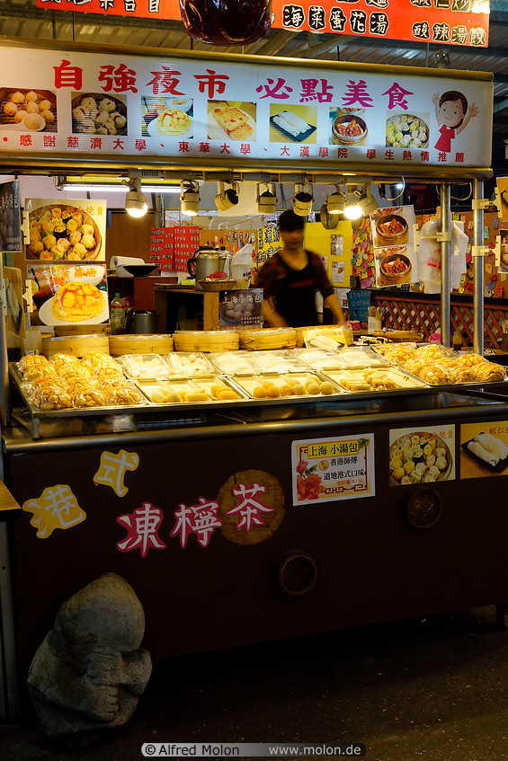07 Food stall in night market