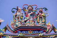 10 Statues of Chinese gods on Ciji temple
