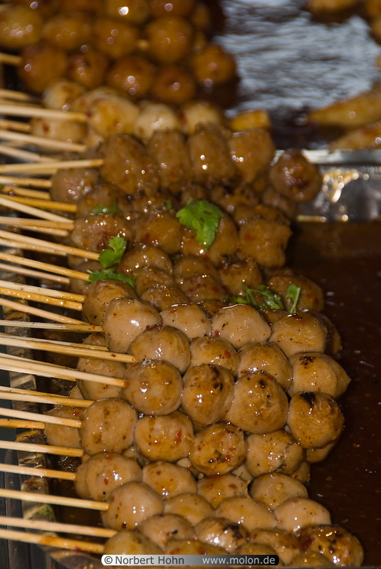 33 Thai meat balls