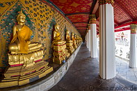 09 Golden Buddha statues