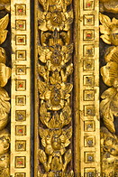 08 Golden door decorations