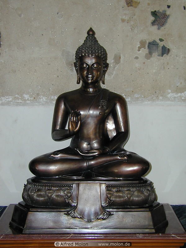 09 Buddha