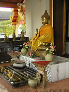 16 Buddha statue