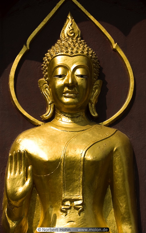 42 Golden Buddha statue