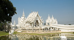 10 Wat Rong Khun
