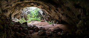 23 Khuha Kharuehat pavilion in Phraya Nakhon cave