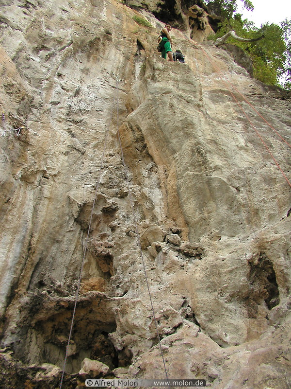 03 Rock climbing