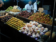 06 Krabi fruit stalls
