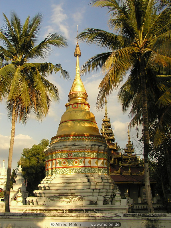 30 Wat Sri Chum