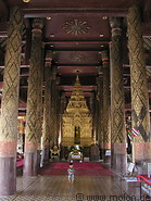 06 Temple interior with columns