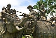 07 Statue of war elephant with soldiers