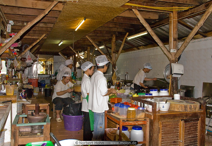12 Thai kitchen in Ban Bang Bao