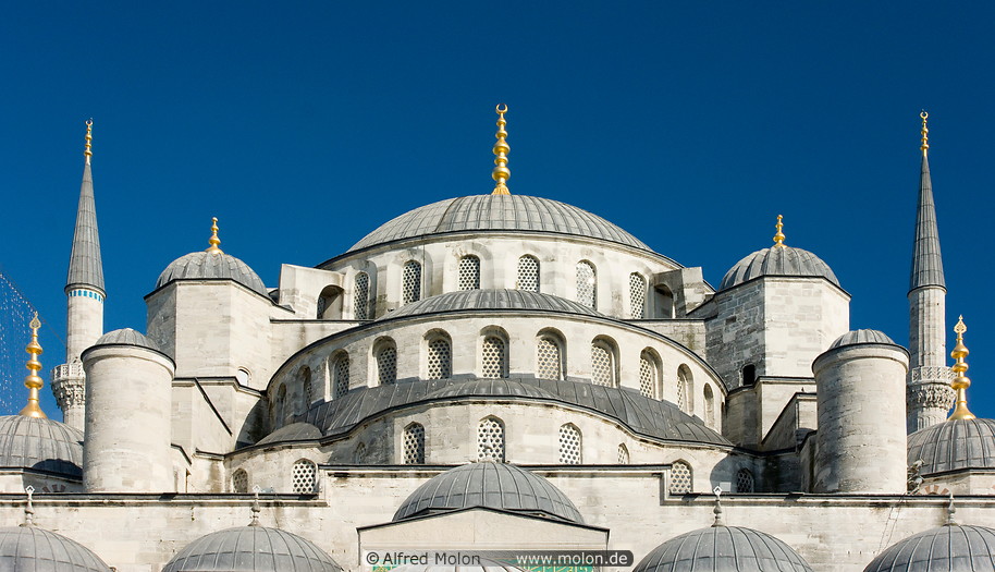 12 Sultan Ahmed Blue mosque domes