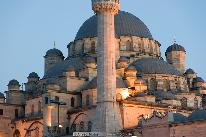 23 Yeni mosque at sunset