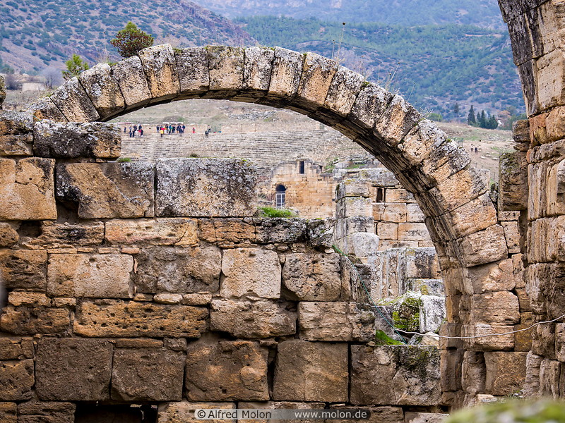 06 Arch in Hierapolis