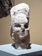 22 Head of statue