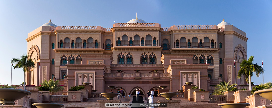 15 Emirates Palace hotel
