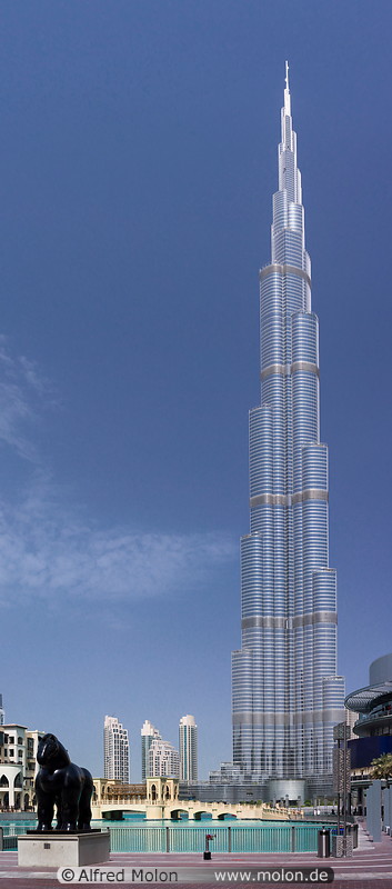 14 Burj Khalifa