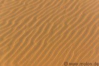 18 Ripple patterns in sand