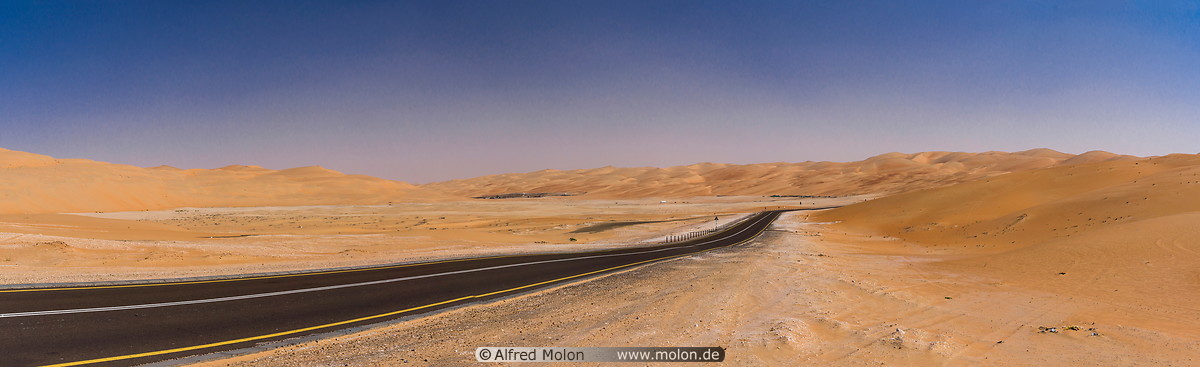 09 Road to Tal Mireb and sand dunes