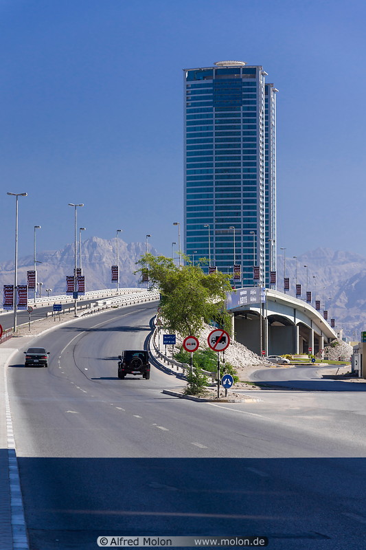 06 Al Hisn bridge