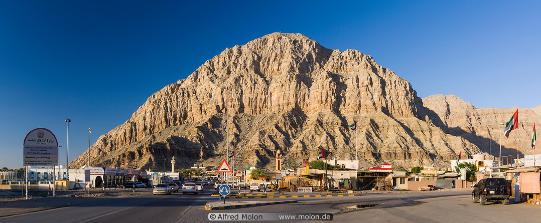 12 Oman border in Hajar mountains