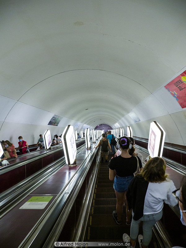 04 Escalator to Maidan underground station